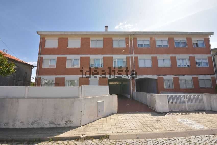 Quarto na Rua Oliveira Gaio, Hospital de São João, Polo Universitário