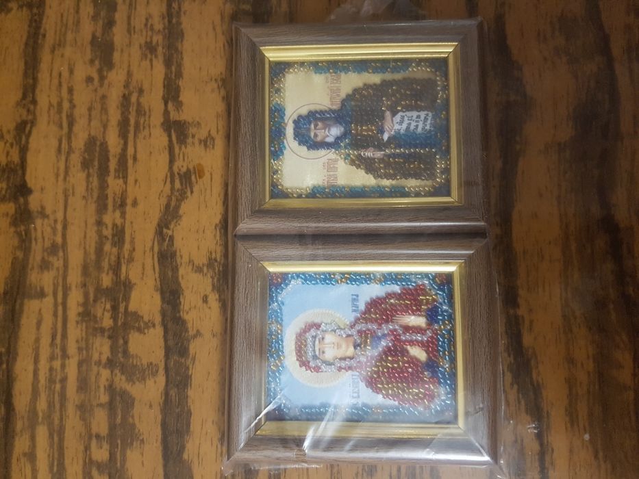 Продам иконы с бисера