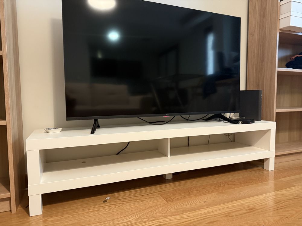 Movel TV ikea branco