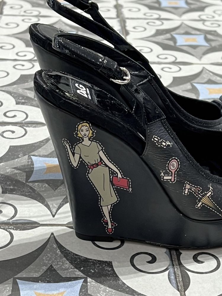 Босоніжки Dolce&Gabbana, нові.