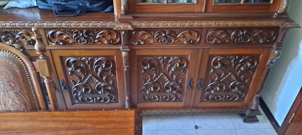 Sala de Jantar século XVII em ótimo estado
