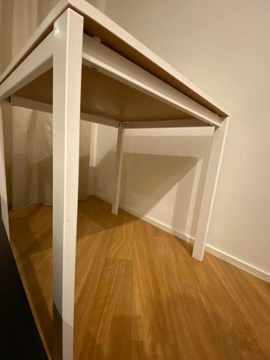 Mesa IKEA Melltorp + 2 cadeiras