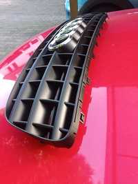 grill atrapa audi TT 8n R32