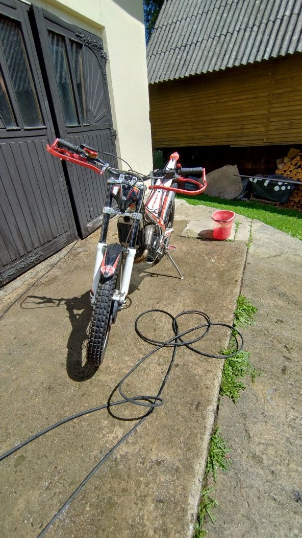 Trial beta Evo 300 2t 2018 możliwa zamiana i możliwość zarejestrowania