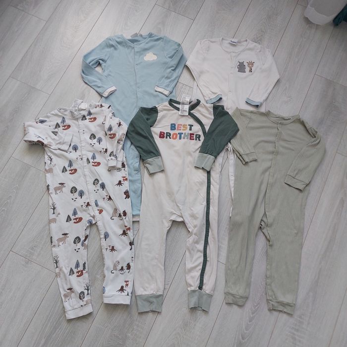 Набір чоловічків,  ромперів для хлопчика 98 розмір