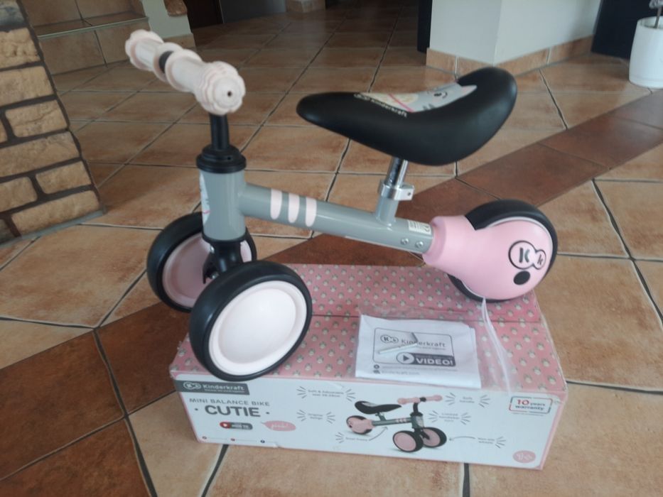 Rowerek biegowy 3 kołowy  Kinder Kraft Cutie różowy stan idealny