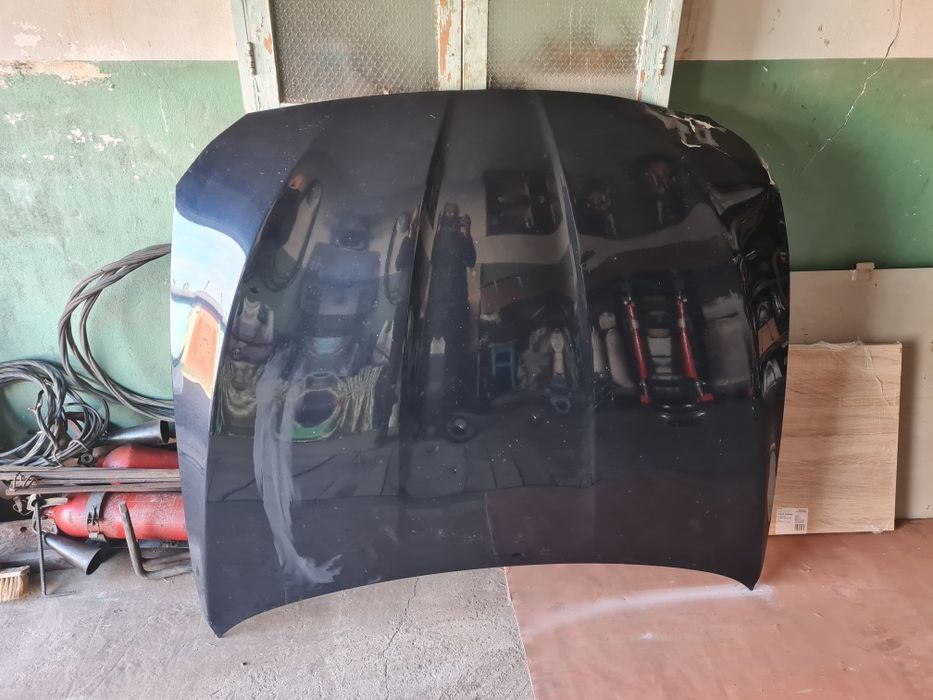 Продам оригинальный капот БМВ Ф10