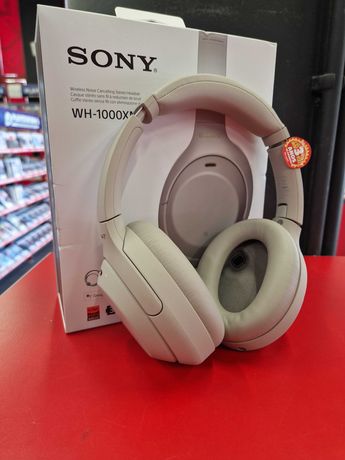 Sony WH-1000XM4 Wireless Noise-Canceling Over-Ear Headphones-Prateado