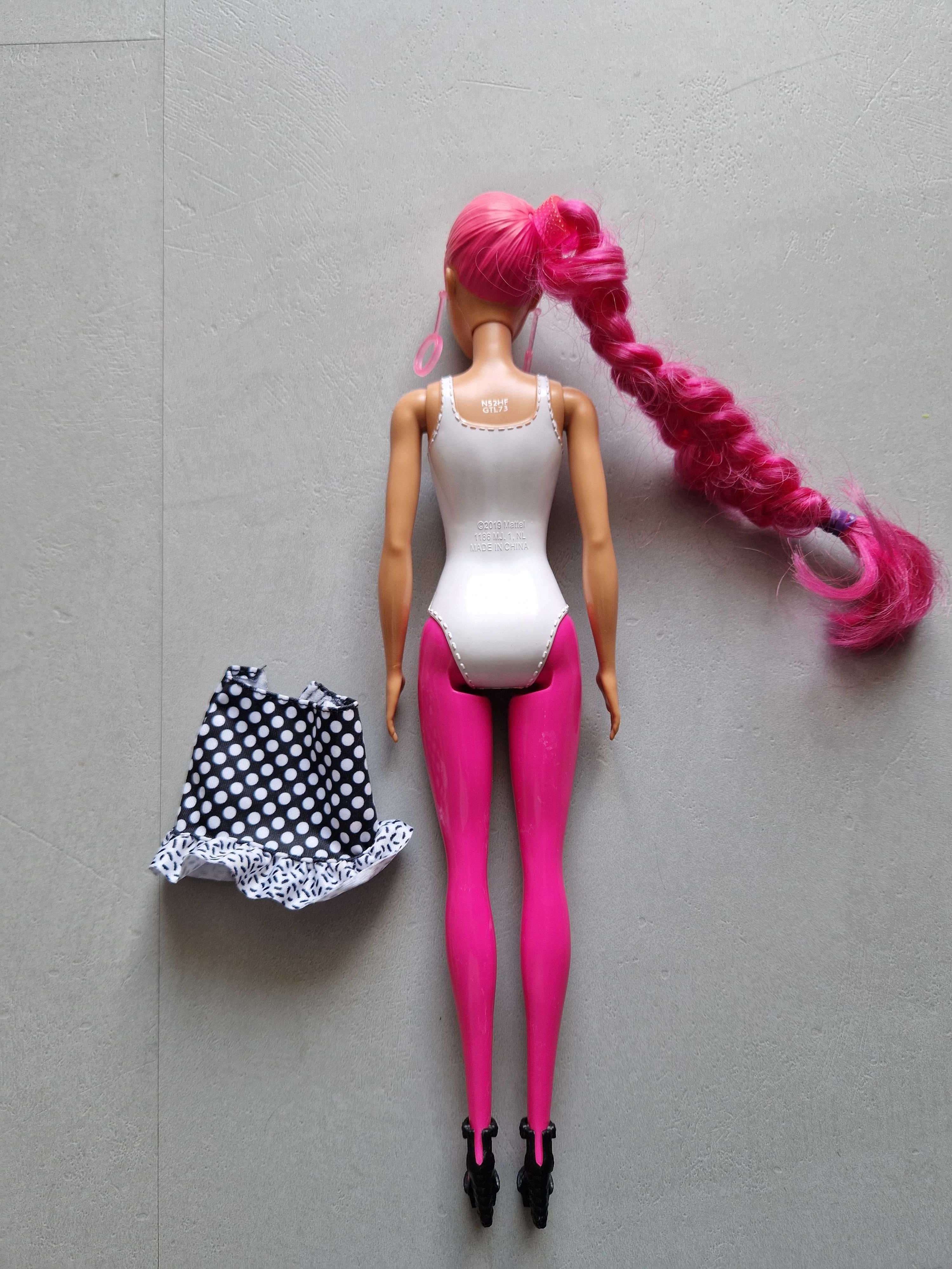 Barbie Mattel Color Reveal różowe włosy
