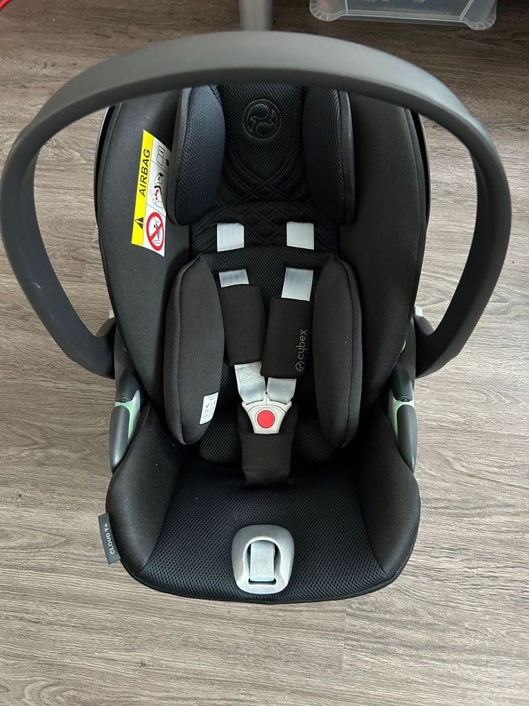 Fotelik samochodowy Cybex Cloud T i-Size — jak nowy!