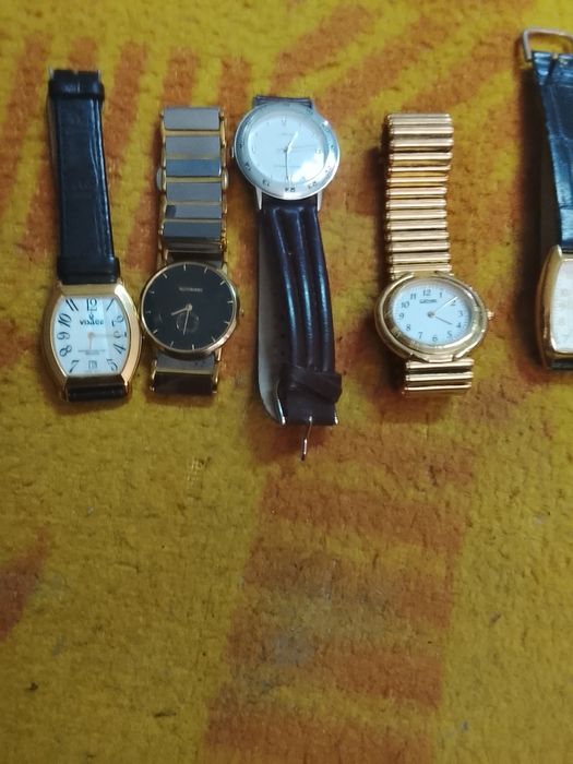 Relógios em bom estado elegantes 1 de homem outro de senhora