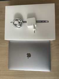 MacBook Air M1 8/256gb 2020