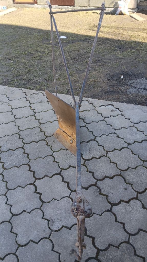 Кінний плуг!!!1000грн.