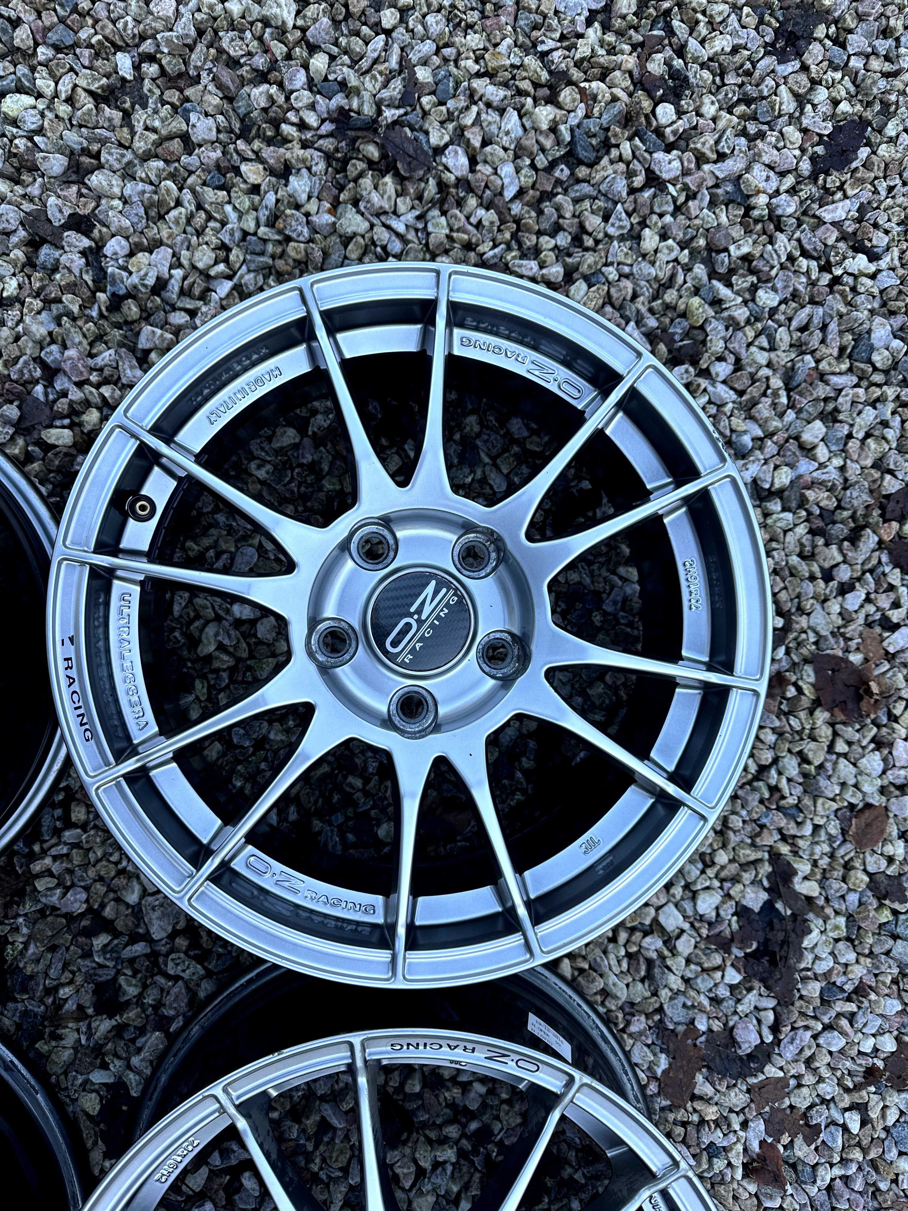 Felgi Alufelgi Oz Ultraleggera  R16 5x112 7j et 48