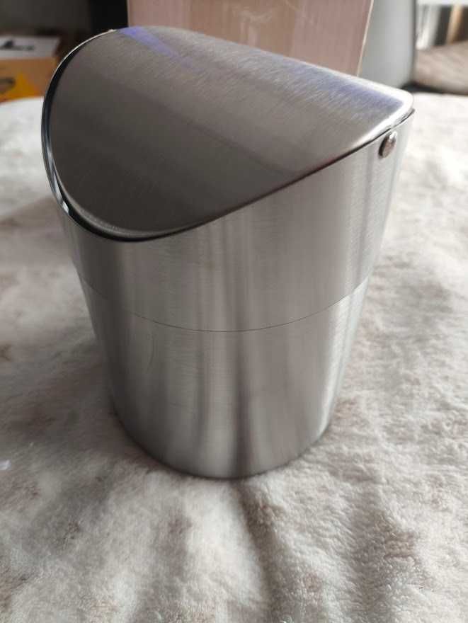 Mini Kosz Na Śmieci Stal 16CM metalowy uchylny do łazienki gabinetu