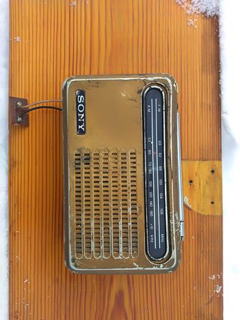 Radio  Sony vintage AM-FM 70 te lata