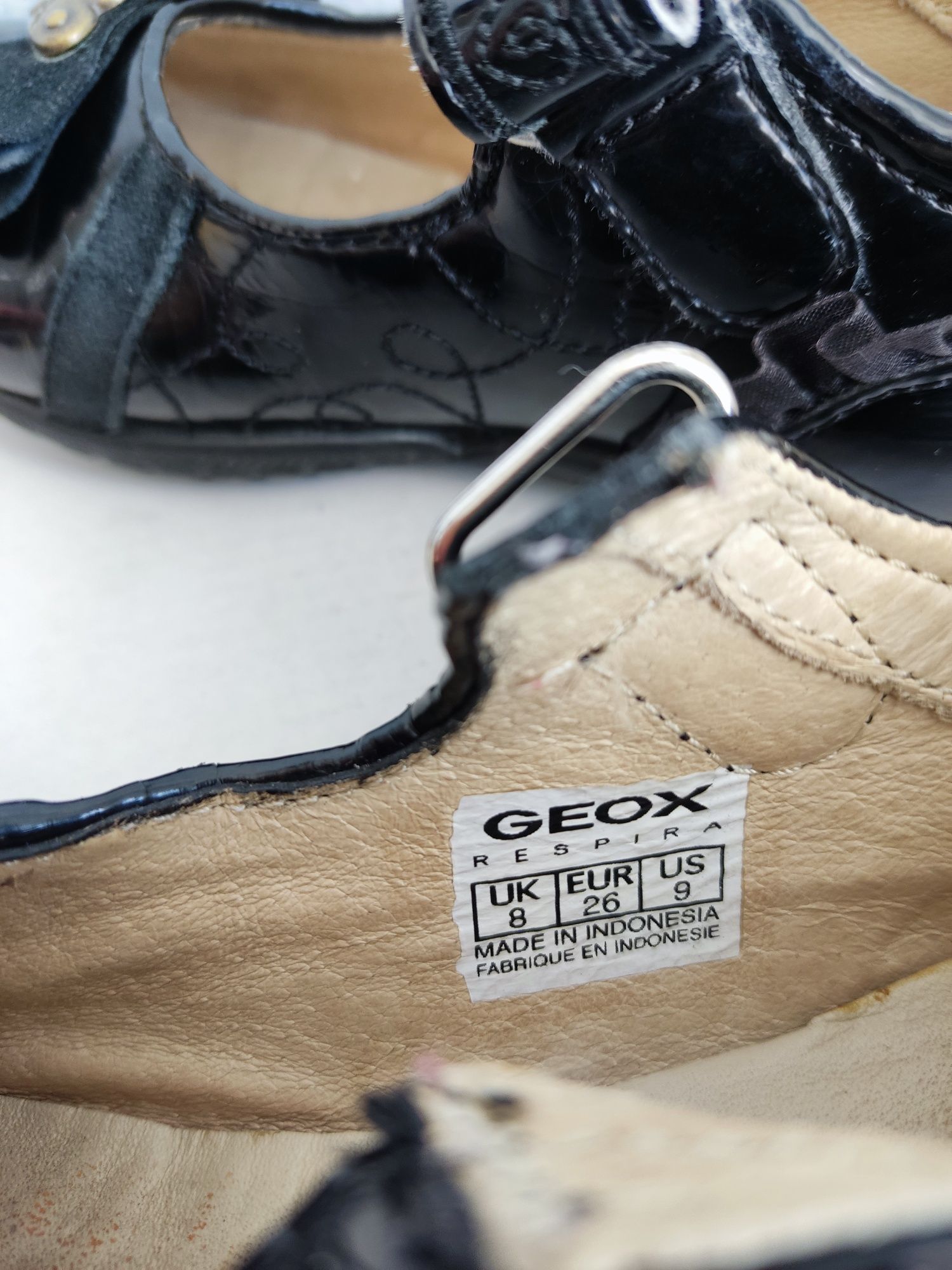 Geox buty dla dziewczynki rozmiar 26