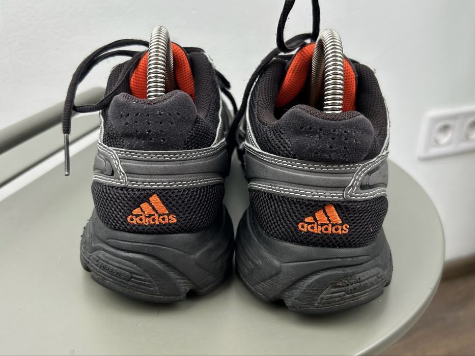 Оригінал! Кросівки Adidas Adiwear 42 розмір MM712