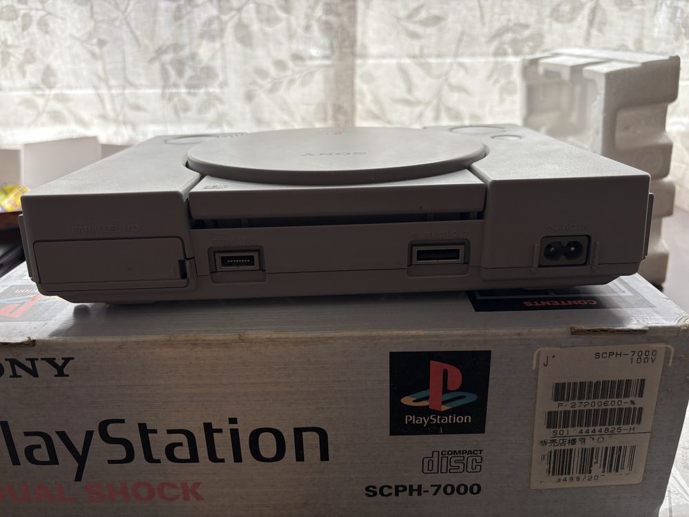 Приставка SONY PS scph-7000 NTSC J Японія 100v