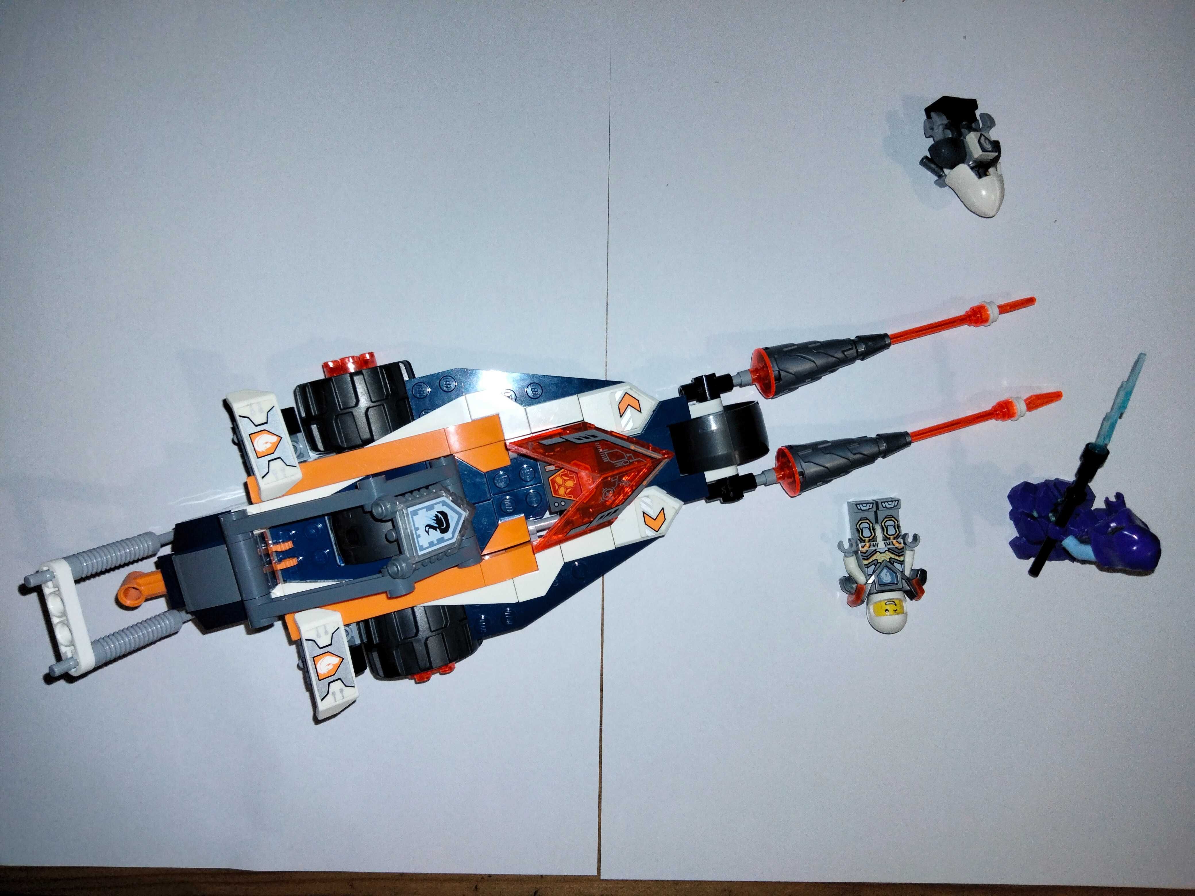 LEGO Nexo Knights 70348 Bojowy pojazd Lance'a – gotowy do walki!