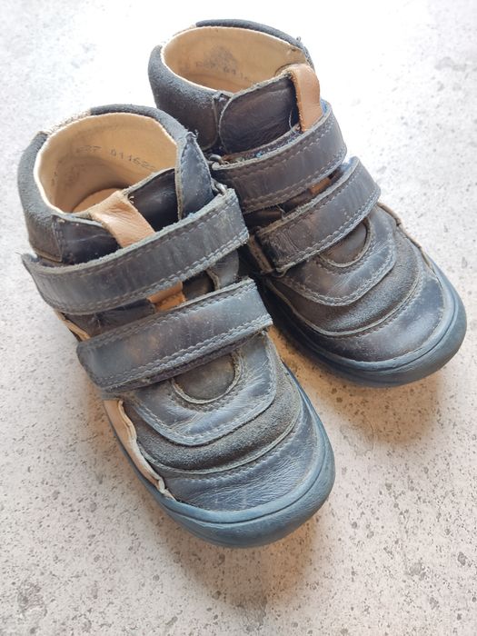 Buty wiosenne Bartek 26