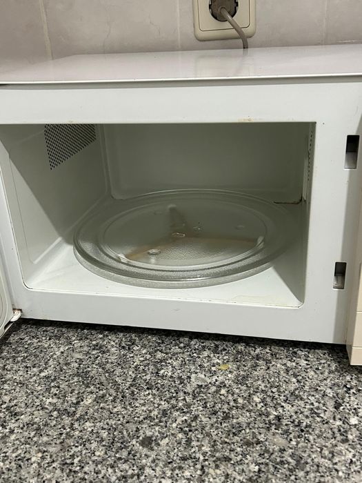 Microondas Samsung em bom estado