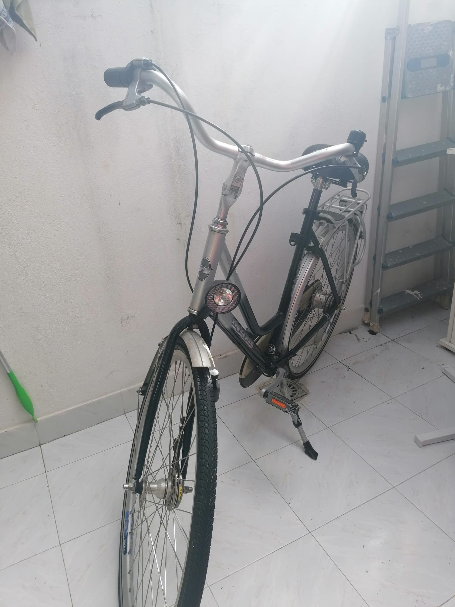 Excelente bicicleta para senhora