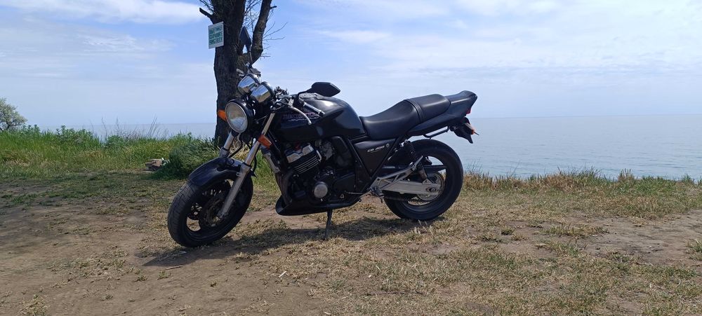 Honda CB 400 sf версия r