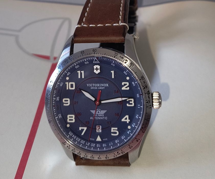 Victorinox Airboss 241887 mechaniczny Full Set