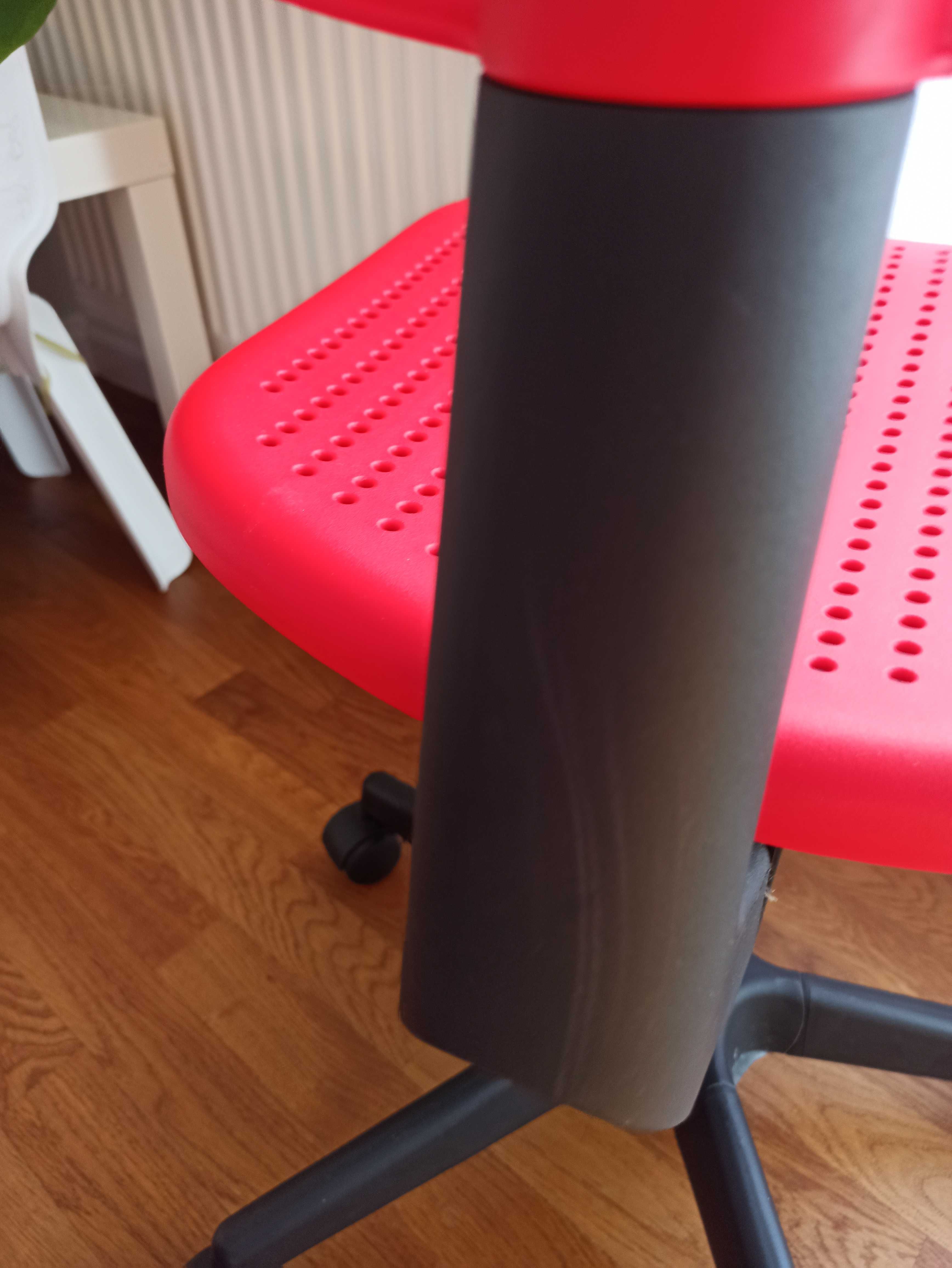 Krzesło biurowe obrotowe dziecięce - IKEA ALRIK