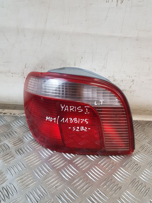 Lampa Lewa Tył Toyota Yaris I
