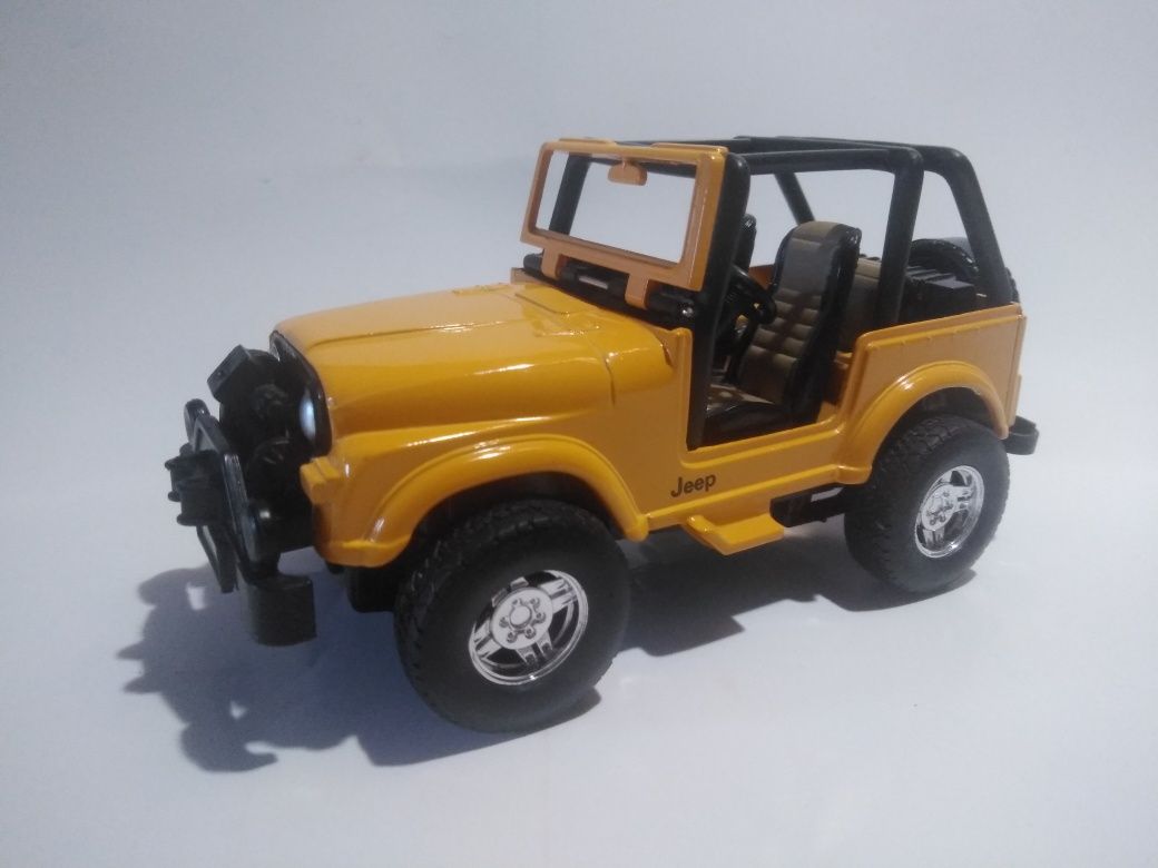 Model samochodu Jeep Cj-7 unikat