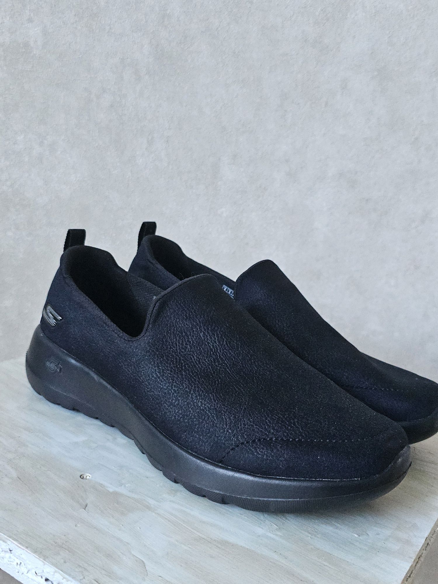 Мокасини сліпони Skechers "Sassies Butterfly" 38розмір/25см