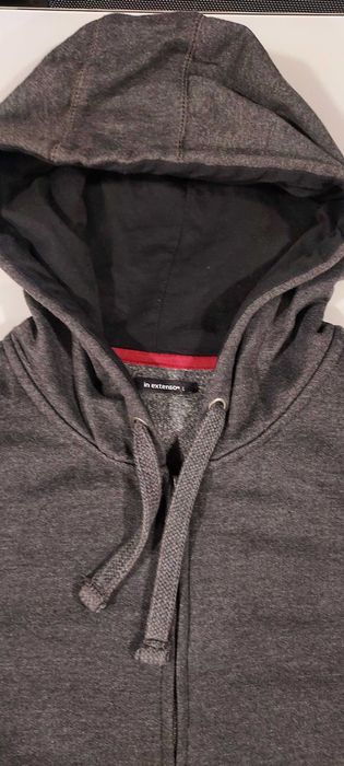 Casaco cinza In Extenso