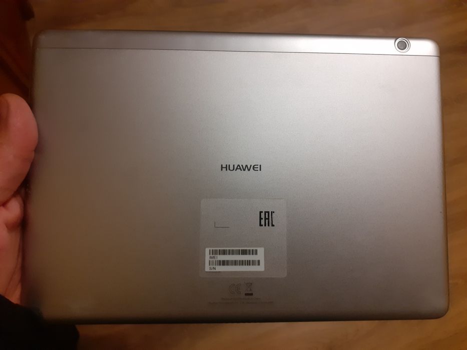 Продам планшет Huawei MediaPad T3 10 LTE Grey. 
В прекрасному робочому