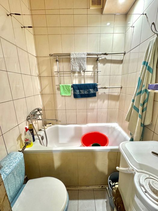 D1L Продам квартиру 73 м2, вул. Дмитрівська, 15.