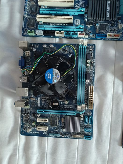 Zestaw płyt głównych AM3+ / LGA 1155