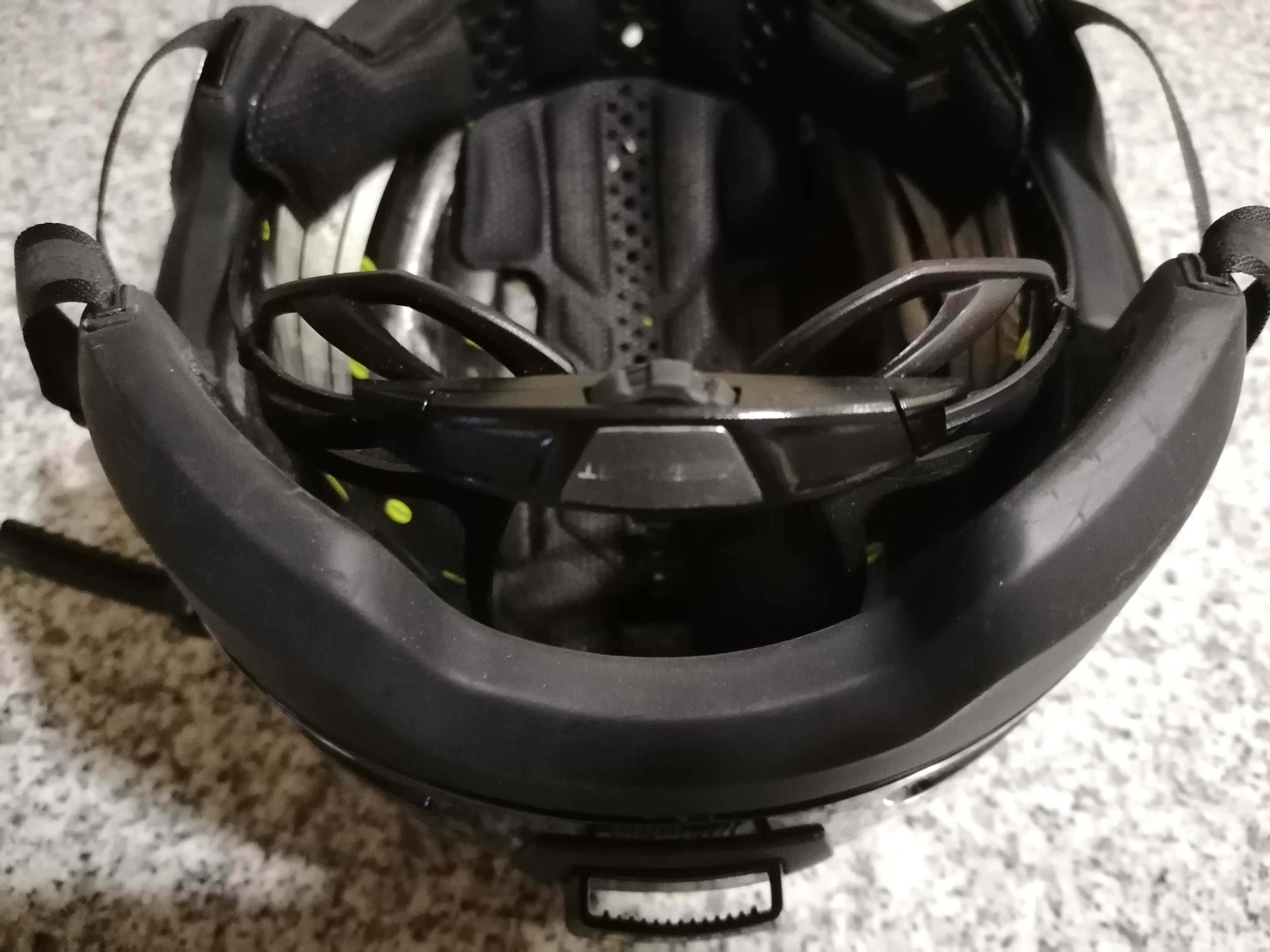 Capacete urbano Bell Annex Shield Mips