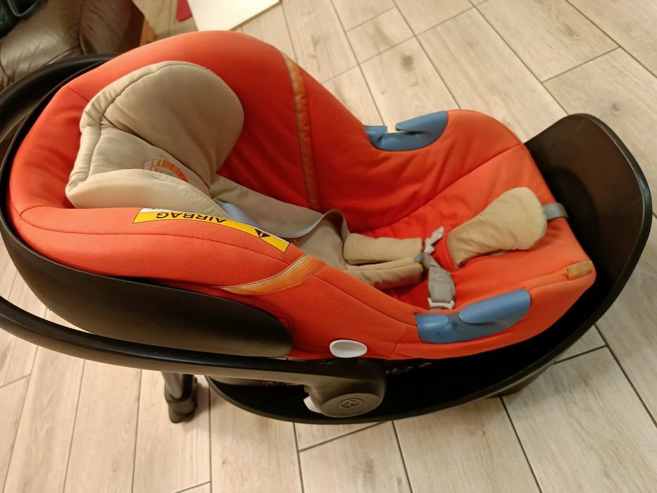 Fotelik Cybex Aton z bazą