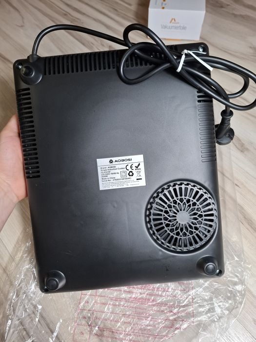 Aobosi płyta indukcyjna, przenośna płyta ceramiczna Kuchenka 2000 W, L