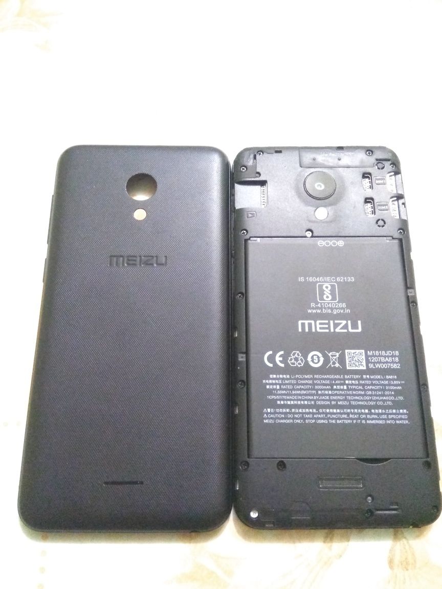 Телефон Meizu M818