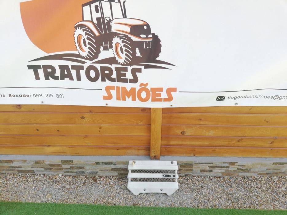 Grelha Frontal tractor Kubota