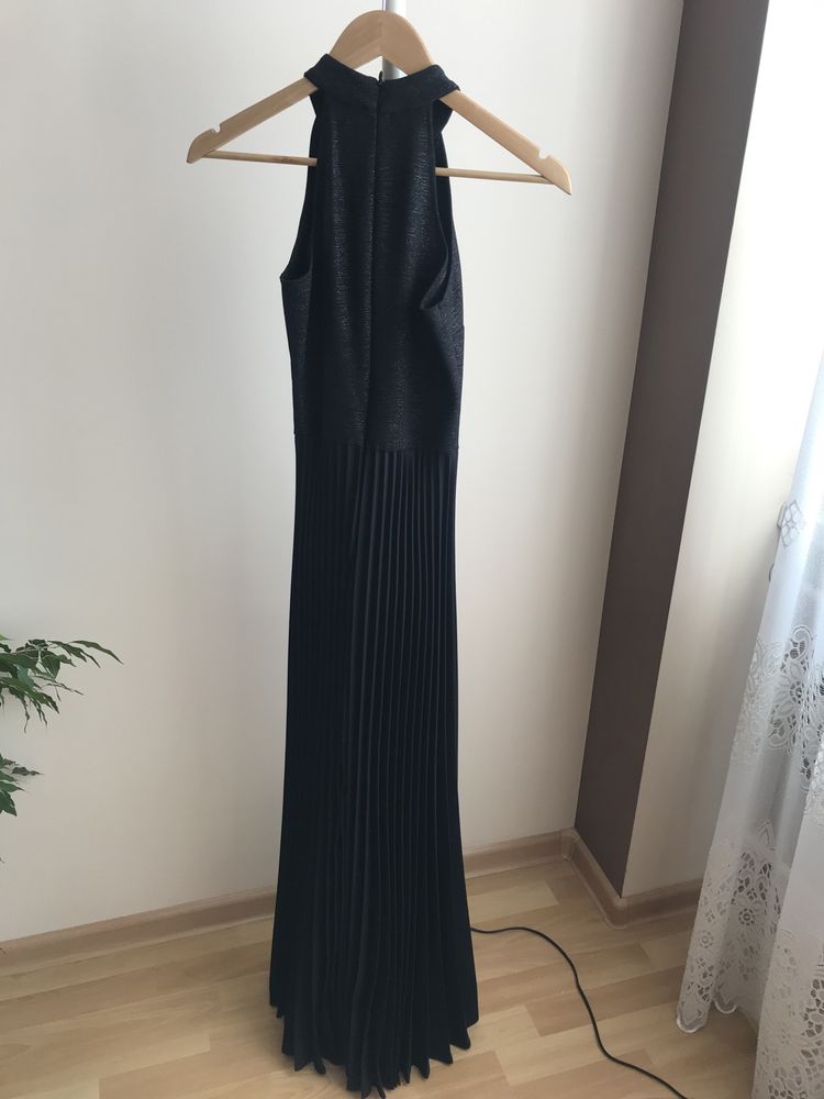 Długa elegancka sukienka  czarna plisowana góra brokatowa rozmiar XS