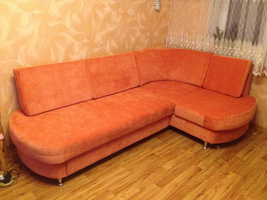 Перетяжка,ремонт,реставрация мягкой мебели