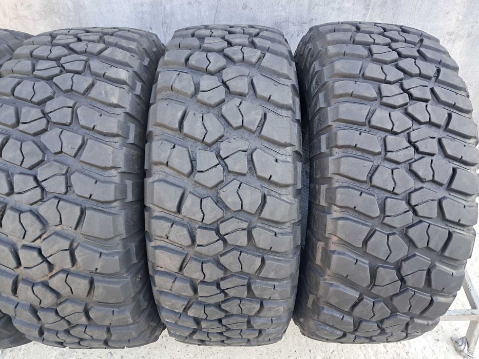 Резина всесезонна, 33x12.50 R15 BF Goodrich Mud Terrain TA KM2 (13358)