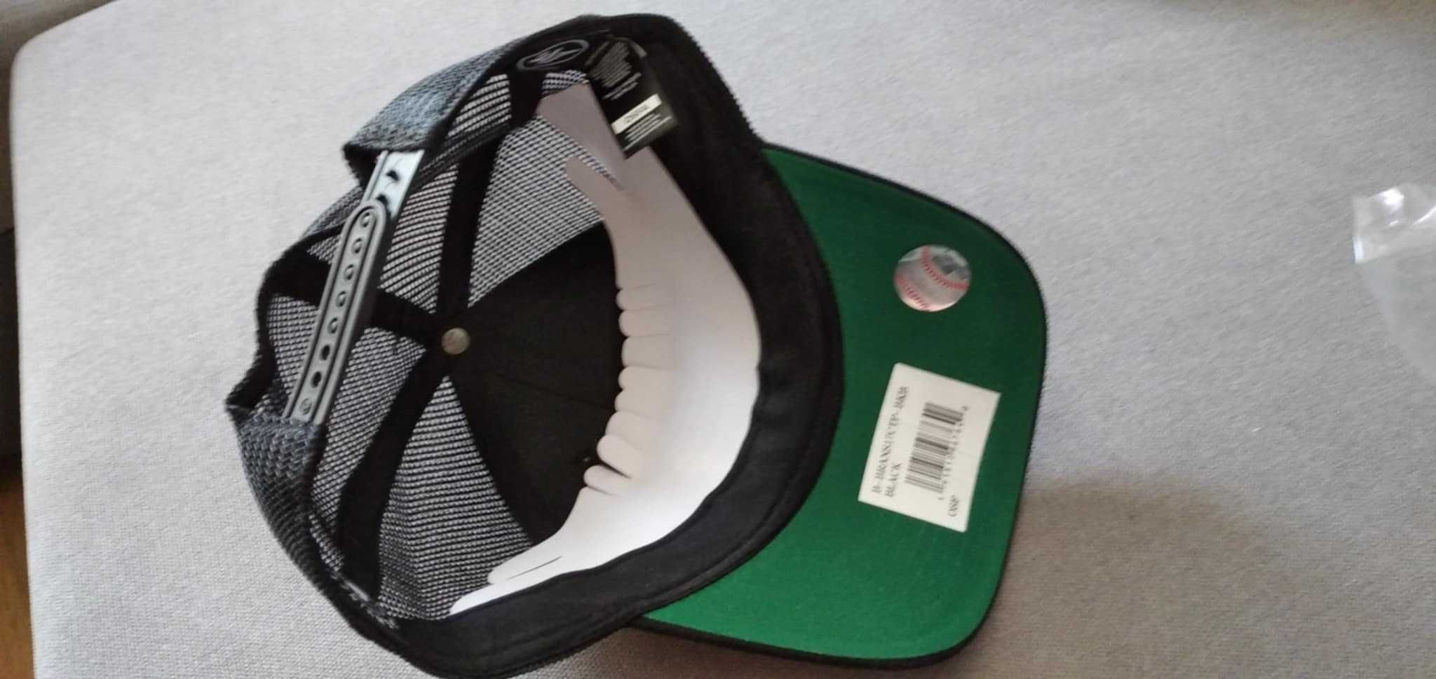 Czapka z daszkiem NEW YORK YANKEES BRANSON 47 czarna siateczka nowa