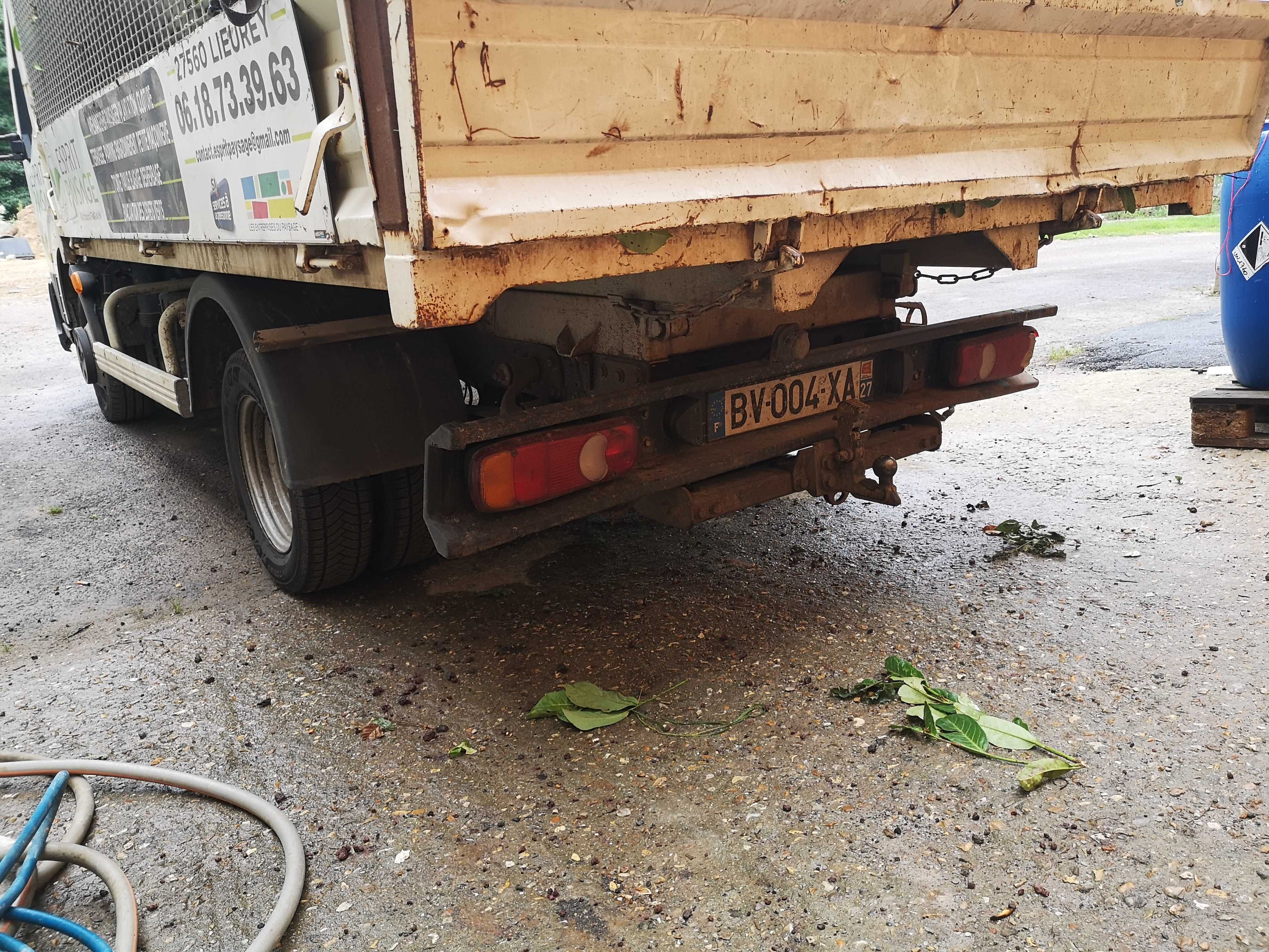 Nissan Cabstar 2.5d wywrotka DMC 3,5T