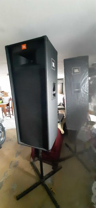 Colunas de som JBL TR225