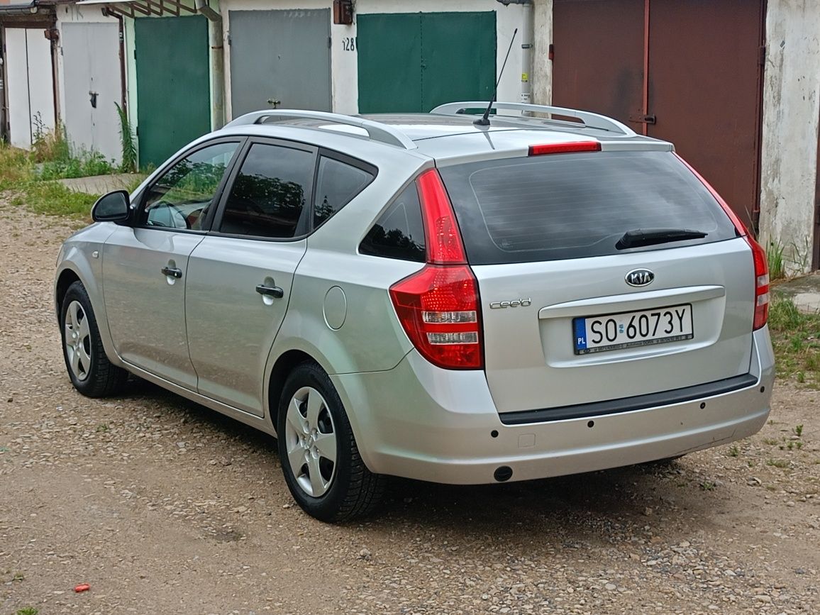 Kia cee'd LPG 1.6 bez korozji, mechanicznie w bdb stanie