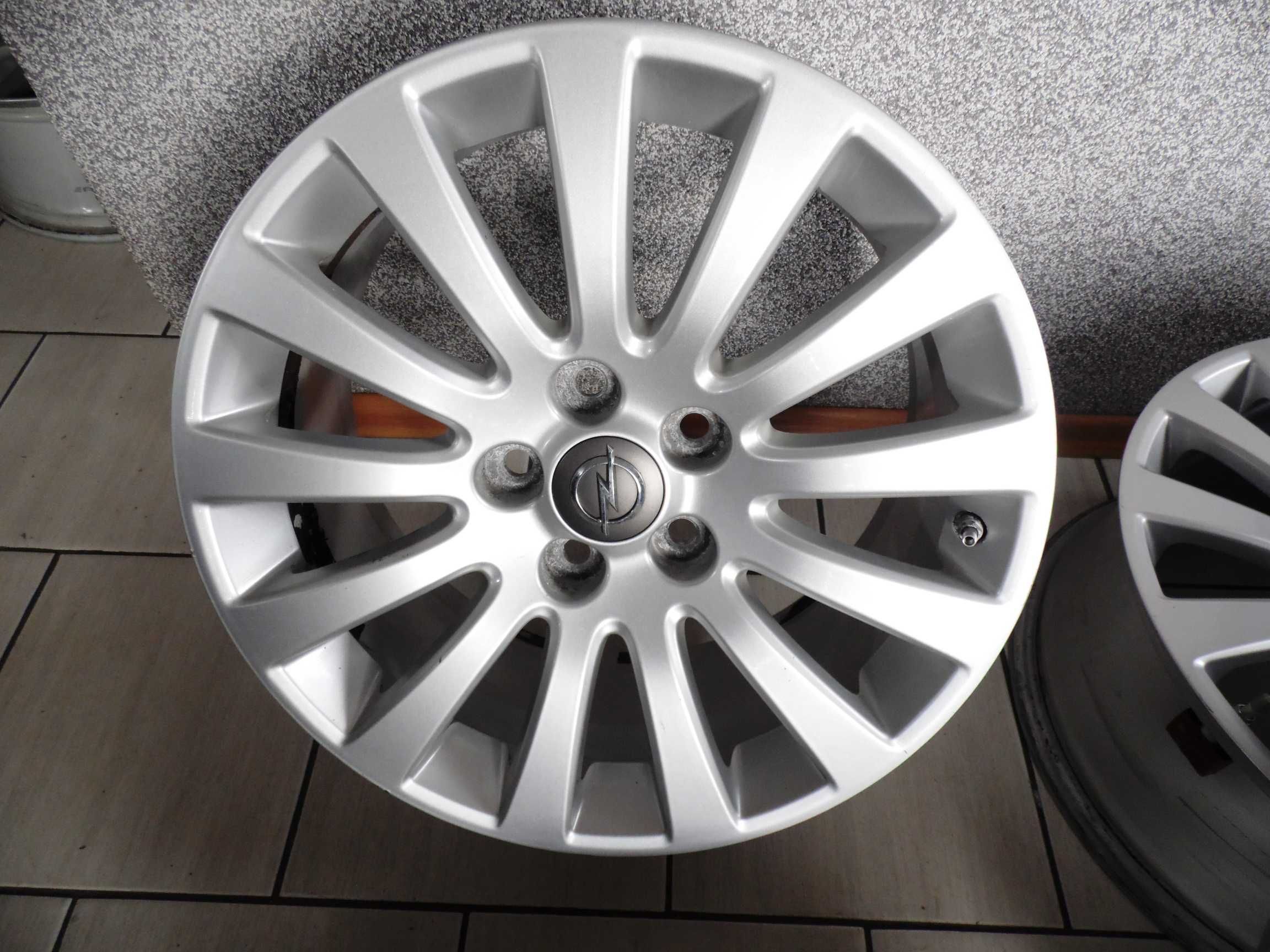 Felgi aluminiowe opel 18'' 5x120 insignia Oryginalne